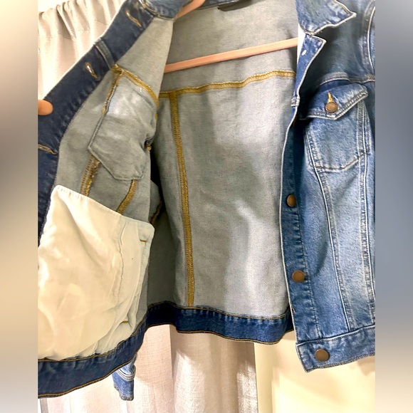 Brand new Lane Bryant Denim Jacket - Picture 3 of 4